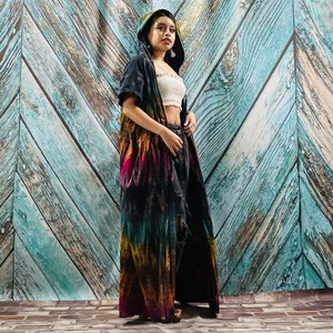 Nouvelle Robe Kimono Bandeau Femme Taille Unique avec Ceinture en Tissu Rayonne, Motif Tie-Dye Fait Main, Coupe Haute - Product Image 3
