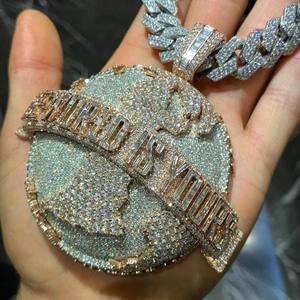 Pendentif Hip Hop Moissanite en Argent 925 Plaqué Rhodium, Coupe Brillante, Certifié, pour Fête, Collier Unisexe Luxira Jewels - Product Image 3