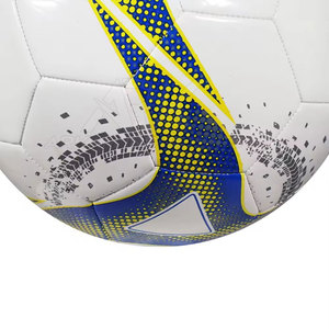 Ballon de football professionnel Pro Training, matériau extérieur durable, conçu pour les séances quotidiennes - Product Image 6