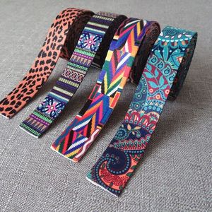 Cinta de tela estampada de colores con diseños personalizados para manualidades y decoración - Product Image 2
