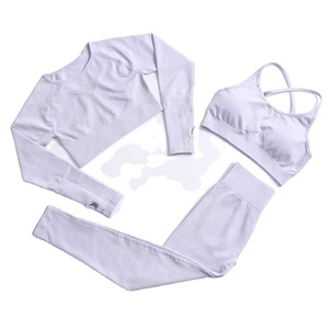 Conjunto de yoga de alto soporte con espalda cruzada y cuello redondo, leggings acanalados con costuras, top corto deportivo, ropa deportiva de 2 piezas, camuflaje, para gimnasio y entrenamiento - Product Image 2