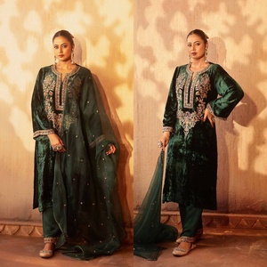 Nuevo Salwar Kameez de Diseñador para Mujer, para Bodas y Fiestas, con Bordado de Lentejuelas, Dupatta Informal, Lavable a Máquina, de Alta Calidad - Product Image 3