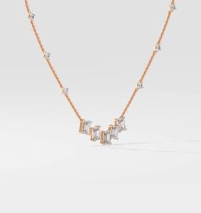 Collier ras-de-cou en moissanite or rose, taille émeraude, serti griffes, chaîne serpent, classique, unisexe, pour mariage et usage quotidien - Product Image 2
