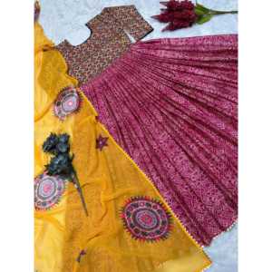 Magnifique robe Anarkali XL et dupatta avec de vrais travaux de broderie à la main en miroir - Product Image 3