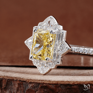 Anillo de compromiso vintage con diamante amarillo halo de 1.01 ct, corte radiante, certificado IGI, en oro de 10K - Product Image 4