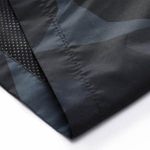 Ropa de Moda 2026 Nuevo Diseño Servicio OEM Logotipo Personalizado Chaqueta Softshell para Hombre Impermeable y Transpirable para Exteriores - Product Image 4