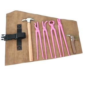 Kit de herramientas para herrador equino: Herramienta para quitar clavos de herraduras, Martillo curvo para clavos, Herramienta para clavar clavos tipo caimán, Doblador y fijador de clavos, Extractor de clavos - Product Image 6