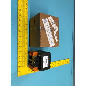 Transformateur de signal Eaton 6600085, M4L-3-1033 - Équipements et pièces semi-conductrices d'occasion fiables à l'échelle mondiale - Product Image 1