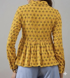 Vente Flash : Haut court tendance pour femme – Style estival ajusté et moulant, idéal pour un look décontracté, basique mais de haute qualité - Product Image 5