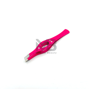 Pince à épiler de luxe rose en plastique avec pointe biseautée et manche confortable – Vente chaude MAGMA BEAUTY - Product Image 6