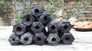 CARBÓN DE ASERRERO 100% HARWOOD PARA BBQ HECHO EN VIETNAM POR BIWOOD COMPANY, QUEMADO POR LARGO TIEMPO, LISTO PARA EXPORTAR - Product Image 3