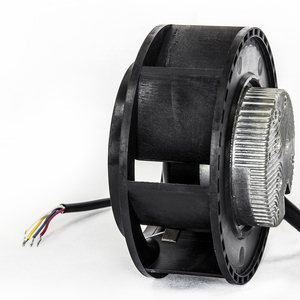 พัดลมแบบแรงเหวี่ยงพลาสติกสีดำ ติดตั้งบนท่อ 24V DC ขนาดเล็ก ใบพัดโค้งหลัง - Product Image 3