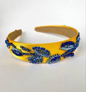 Magnifique bandeau brodé à la main avec perles décoratives pour des coiffures élégantes - Product Image 2