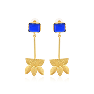 Boucles d'oreilles élégantes en laiton plaqué or avec pierre hydro-gemme bleu encre, bijoux de mode faits à la main pour femme, cadeau - Product Image 1