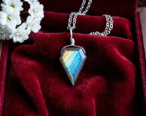 Pendentif en labradorite naturelle enroulée sur fil, plaqué or, argent, or rose, style bohème pour enfants - Product Image 5