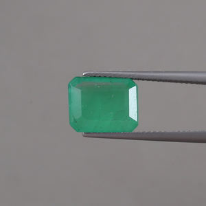Esmeralda Natural Certificada por Terceros, Venta al Por Mayor, Gema Suelta de 5.02 Quilates, Corte Esmeralda 11.5x9mm, Verde Claro Premium - Product Image 1