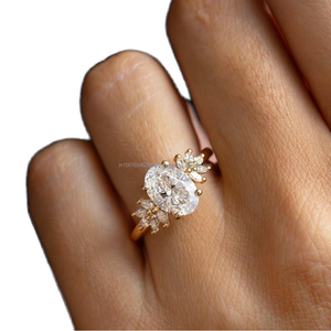 Anillo de Compromiso y Matrimonio de Oro Blanco y Amarillo de 14k con Diamante Cultivado en Laboratorio de Corte Brillante IGI/GIA, Joyería Fina de Corte Ovalado, Anillo Eternity de Arin - Product Image 1