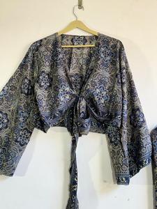 Ensemble bohème 2 pièces pour femme : haut court en mousseline florale avec ceinture et short large coupe ample – Tenue décontractée printemps-été - Product Image 2
