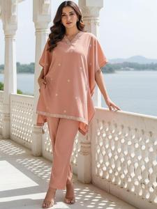 Ensemble Kurti et pantalon mi-long en soie pêche à séchage rapide pour femme, avec broderie, coupe classique, tenue décontractée, style été Inde Pakistan - Product Image 1