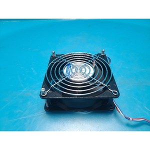 EBM-PAPST 4114N/17HH Usado como pieza de repuesto para equipos de semiconductores Legacy - Product Image 1