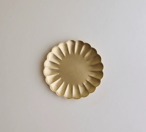 Victorian Scallop Brass <b>Coaster</b> Set Handcrafted Premium <b>Drink</b> <b>Coasters</b> Heat Resistant Table Protector Elegant Home Bar Gift - Product Image 4