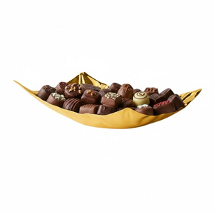 Superbe bol de service en métal avec design cannelé pour chocolats et desserts, style moderne, plat alimentaire durable et décoratif - Product Image 2