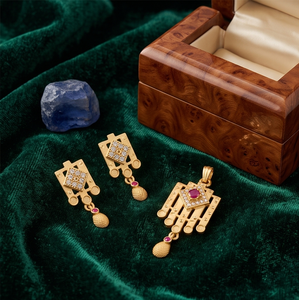 Divyoro - Juego de Dijes de Cobre Chapado en Oro Vintage con Rubí, Colgante Geométrico, Bisel de Aleación Clásico para Mujer, Diamante con Corte Princesa - Product Image 2