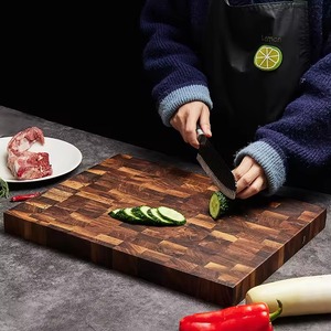Planche à découper rectangulaire en bois d'acacia, bloc de découpe à grain transversal, plateau de service de cuisine avec rainure pour les jus, écologique, durable, antidérapant - Product Image 5