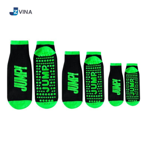 Logo personnalisé Trampoline Cheville Chaussettes Anti-dérapant Respirant Chaussette pour Sport Saut ODM JZVINA Vietnam Usine - Product Image 1