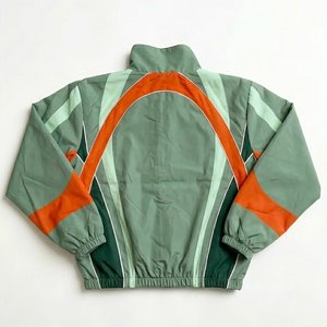 Conjunto Deportivo de Alta Gama Personalizado para Hombre, Chaqueta Cortavientos Ligera y Ecológica de Poliéster, Resistente al Agua - Product Image 5