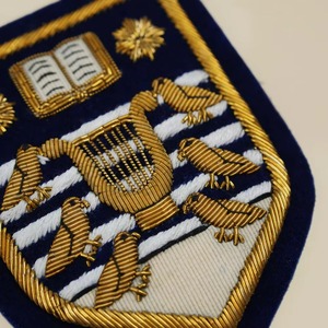 Broches de Alambre de Oro de la Mejor Calidad, Nuevo Diseño, Venta al por Mayor, a Bajo Precio, Hermosos y Modernos, Personalizables - Product Image 5