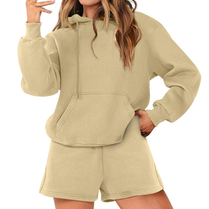 Ensemble 2 pièces pour femme : Sweat à capuche et short, coupe ample, couleur unie, décontracté, manches longues, en coton tricoté, longueur au-dessus du genou - Product Image 4