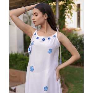 Conjunto de Kurta de Seda Blanca Transpirable para Mujer, Talla XS, Elegante Atuendo Étnico para Fiestas - Product Image 4