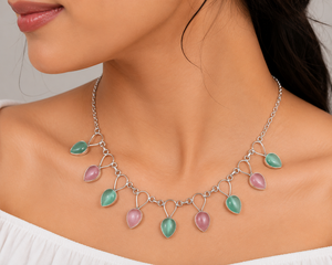 Collar Étnico de Latón Plateado con Circonitas en Forma de Lágrima, Estilo Bohemia para Mujer, Cadena de Caja, Engaste de Bisel Verde y Rosa - Product Image 1