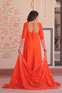 Impresionante Vestido Indio de Georgette con Lentejuelas y Cuentas Bordadas para Bodas y Fiestas, para Mujer - Product Image 5