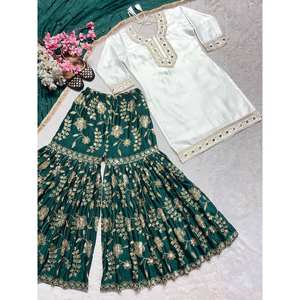 Ensemble haut et sharara pour femmes, vêtements de soirée, avec travail de miroir en papier à la main - Product Image 1