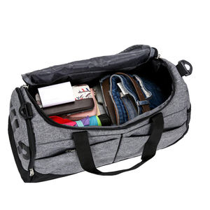 Sac de sport RAHRAJ ENTERPRISES en nylon imperméable avec fermeture éclair, compartiment à chaussures, sangle réglable, doublure en polyester 30-40L - Product Image 3