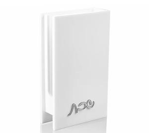 2025 Nouveau cadeau Judaica moderne élégant: boîte en acrylique Lucite Bersamin avec couvercle coulissant pour le stockage de Hanukkah et d'allumettes - Product Image 4