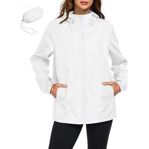 Chaqueta Cortavientos Impermeable para Mujer, Chaqueta Softshell de Poliéster Resistente para Aventuras al Aire Libre y Uso Casual - Product Image 3