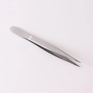 Pinzas Profesionales de Acero Inoxidable para Cejas con Puntas de Fibra, Agarre Perfecto, Reutilizables y Ligeras, Juego de Pinzas para Eliminar Vello Blanco - Product Image 2