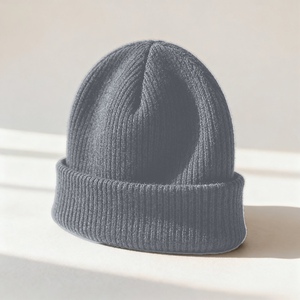 Bonnet personnalisé en acrylique tricoté avec broderie 3D, casquette d'hiver à revers, style streetwear décontracté, fabricant et fournisseur de couvre-chefs en gros - Product Image 3