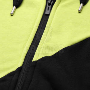 Ensemble de survêtement décontracté pour hommes, tendance, avec sweat à capuche et pantalon, tissu doux et confortable, idéal pour la course à pied et les voyages - Product Image 4