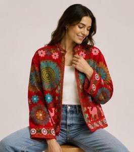 Preciosa Chaqueta Boho de Terciopelo Camel Rojo con Bordado Folclórico para Mujer, Estilo Suzani, Abrigo Colorido para Festivales, Prenda Exterior Bohemia - Product Image 3