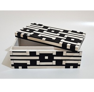 Caja de Almacenamiento Decorativa de MDF con Incrustaciones de Hueso Artesanal para Joyas y Accesorios - Product Image 1