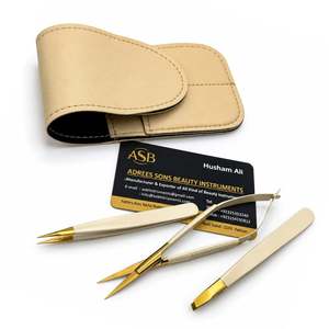 Pinzas para Cejas Color Crema Dorado con Logotipo Personalizado, Pinzas de Acero Inoxidable con Puntas Inclinadas y Afiladas, Pinzas para Cejas con Tijeras de Pestañas con Resorte - Product Image 6