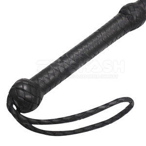 Fouet en cuir de vachette de qualité supérieure, cuir véritable durable, poignée robuste, design flexible, idéal pour l'entraînement, la pratique et l'utilisation en extérieur - Product Image 2