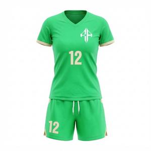 ชุดฟุตบอลพิมพ์ลายแบบ Sublimated พร้อมโลโก้สีขาวสำหรับผู้หญิง วัสดุคุณภาพสูง 100% ทรงปกติ แบบสวมหัว แขนสั้น - Product Image 2