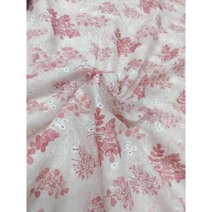 Suministro Directo de Fábrica: Tela Schiffli de Polialgodón Bordada Ecológica de Secado Rápido para Vestidos, Blusas y Kurtis – ¡Lo Mejor Disponible! - Product Image 3