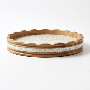 Plateau rond artisanal en bois de papdi avec incrustation florale en nacre, plateau décoratif pour servir des en-cas, pour mariage, Diwali - Product Image 1