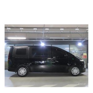 Hyundai Staria L3.5 Cargo 2022 de 3 Plazas con Caja de Cambios Automática y Asientos de Cuero, 67,200 km, Volante a la Izquierda - Product Image 3